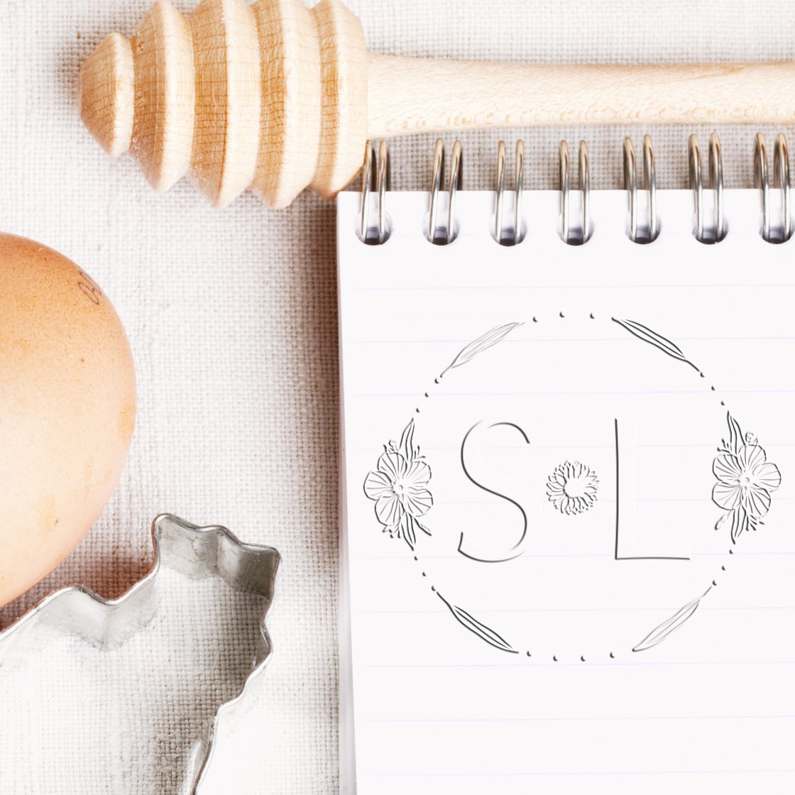 Floral Elegance Seal Hybrid Custom Couple's Monogram Embossed Seal - Engineer Seal Stamps