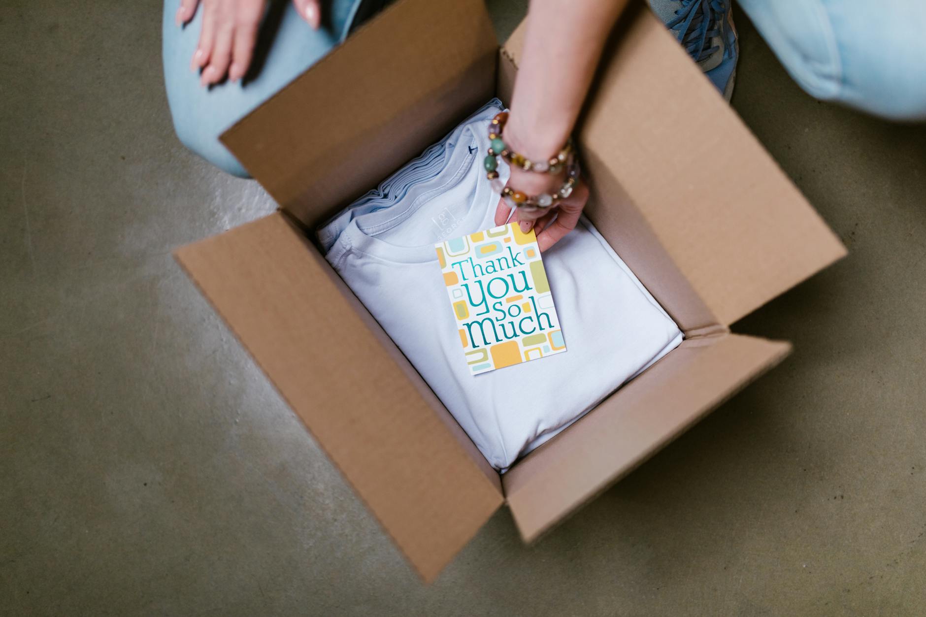 Your Guide to Choosing a Logo Stamp for Customer Appreciation