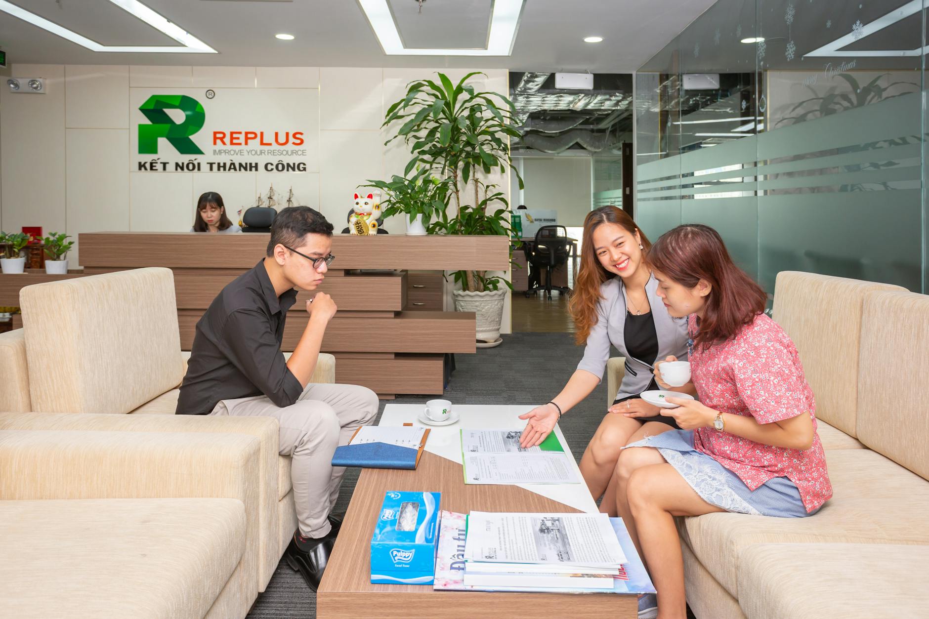 Make Your Mark: Logo Stamp for Company Documents Explained